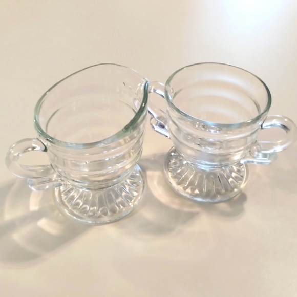 Vintage Indiana Glass Christmas Candy coffee set - Picture 2 of 4